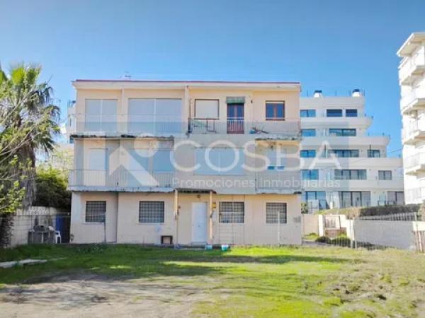 Sale of flat in Calle Besuc, Denia
photo 1