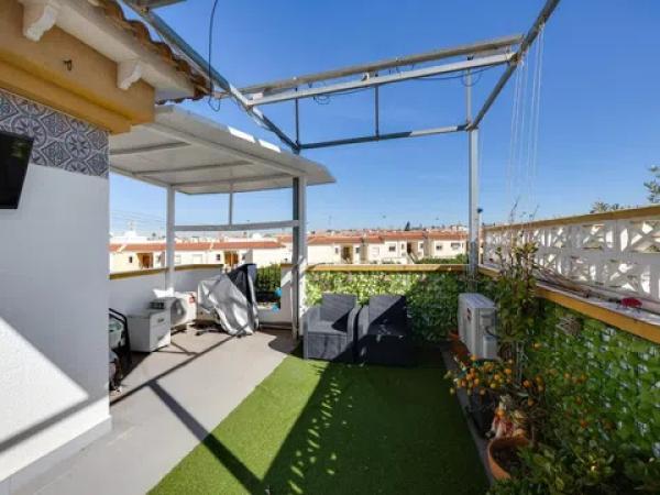 Chalet adosado en calle de Luscinda, 10 photo 2