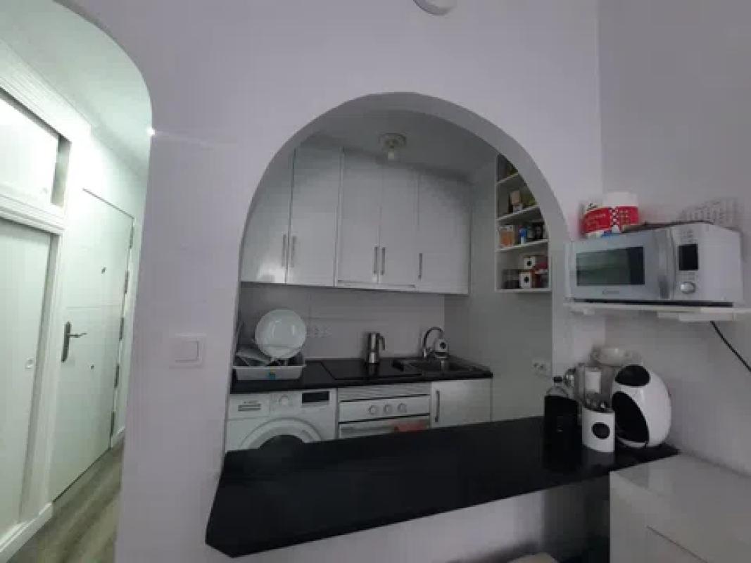 Venta de piso en Calle Poeta Rabindranath Tagore, 11, Torrevieja
 photo 5