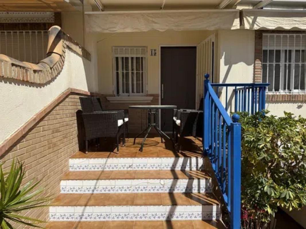 Venta de chalet adosado en FRAY LUIS DE LEON-CMOR, 1 , Orihuela photo 2