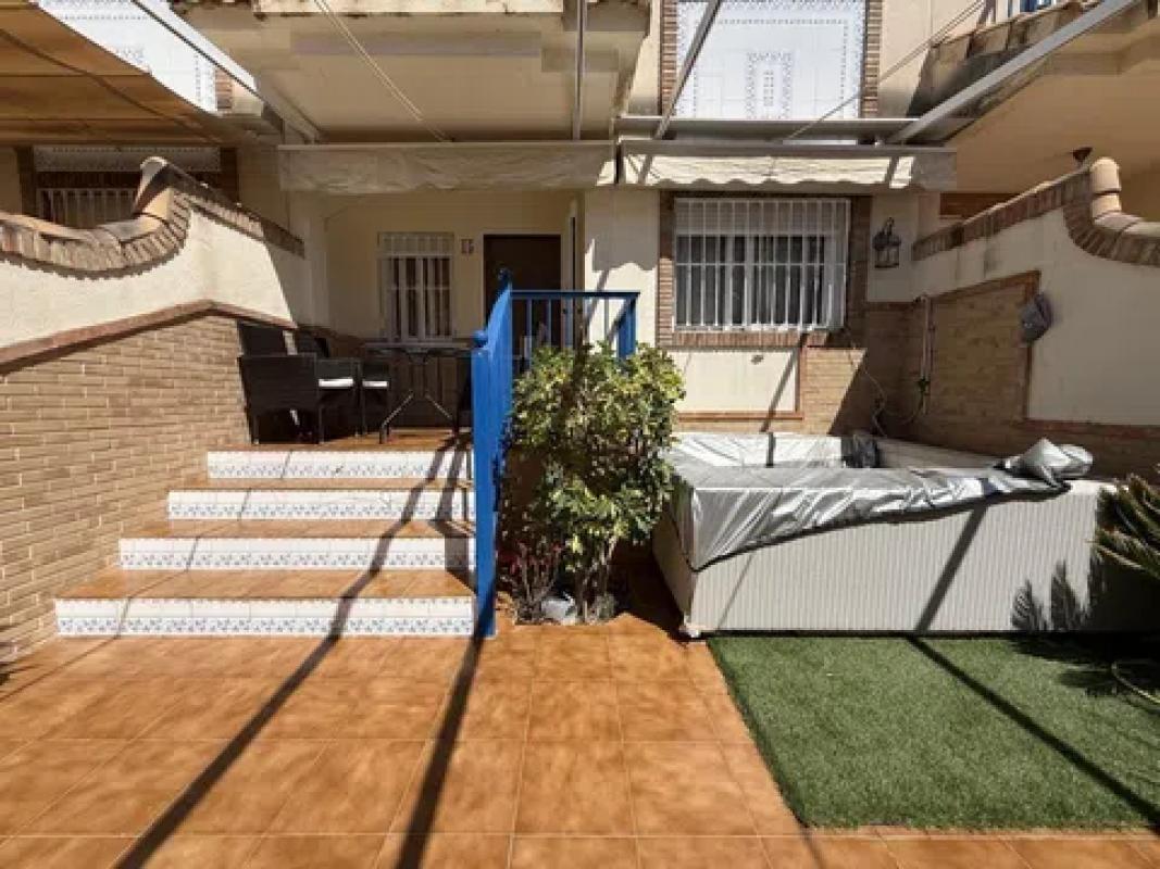Venta de chalet adosado en FRAY LUIS DE LEON-CMOR, 1 , Orihuela photo 5