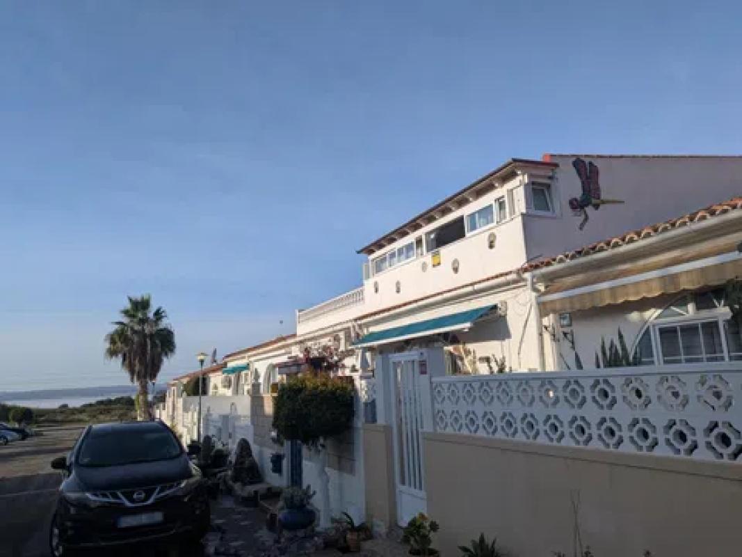 Venta de chalet independiente en Calle Camas, 145, Torrevieja
photo 2