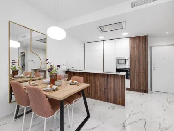 Venta de piso en Centro, San Miguel de Salinas
thumbnail 1