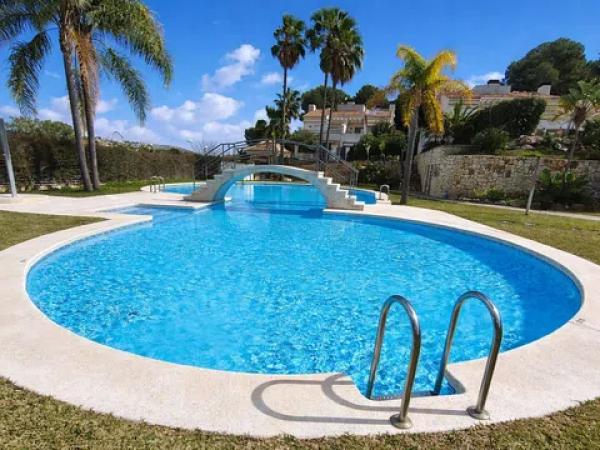 Chalet pareado en Oviedo photo 1