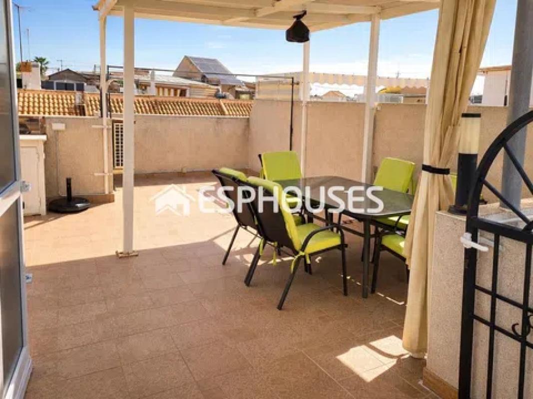 Sprzedaż mieszkania w Barrio La Siesta - El Salado - Torreta, Torrevieja
photo 2
