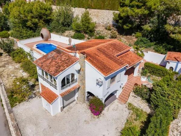 Casa independiente en calle del Nisprer thumbnail 1
