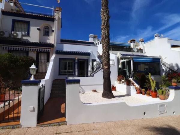 Chalet adosado photo 1