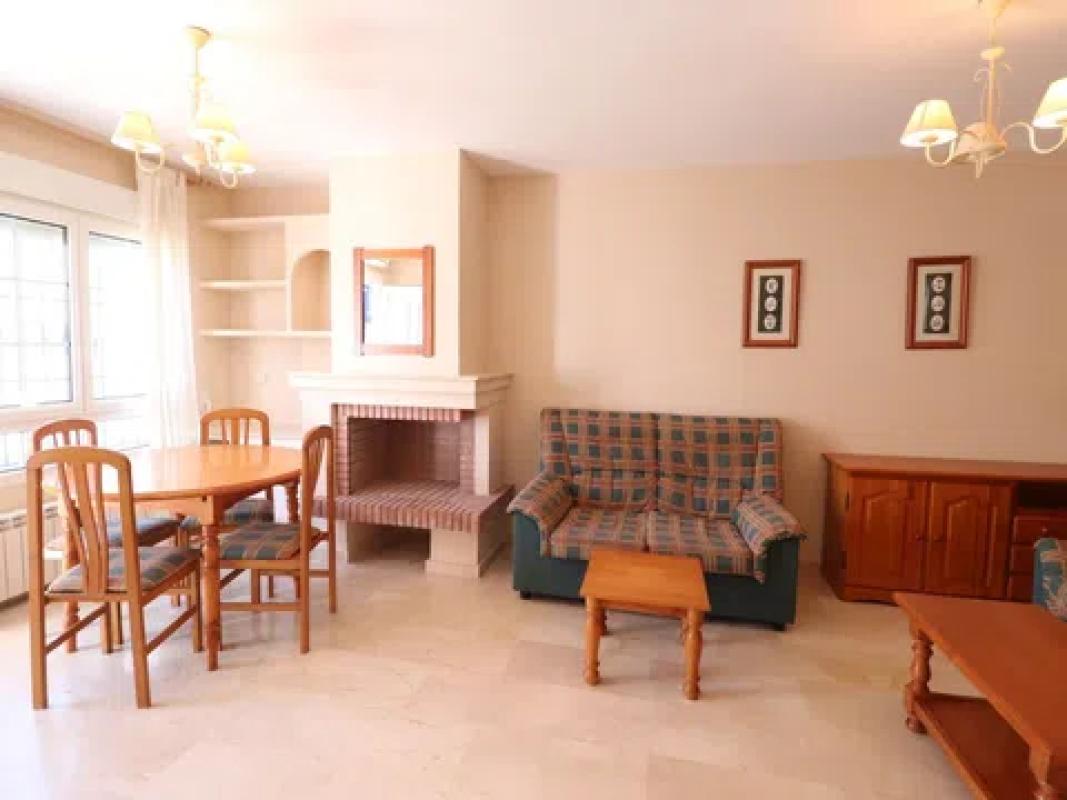 Venta de chalet adosado en  Barrio Villamartín , Orihuela photo 4