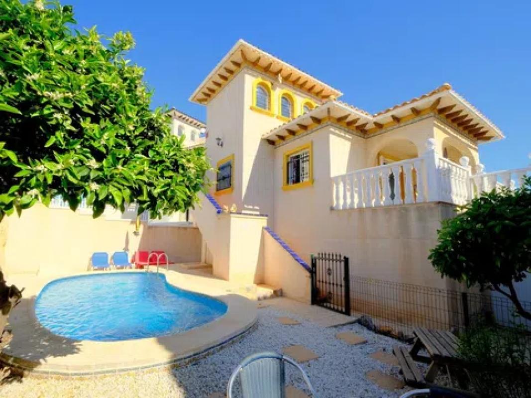 Sprzedaż niezależnego domku jednorodzinnego w Barrio La Zenia, Orihuela photo 2