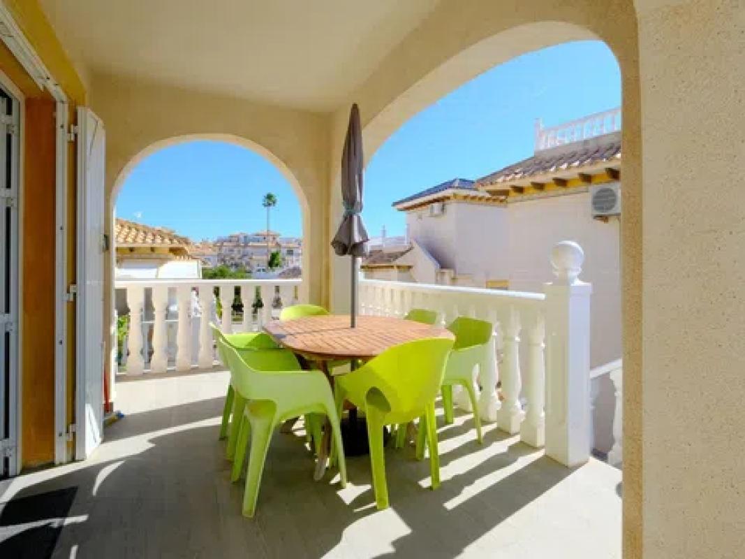 Sprzedaż niezależnego domku jednorodzinnego w Barrio La Zenia, Orihuela photo 3