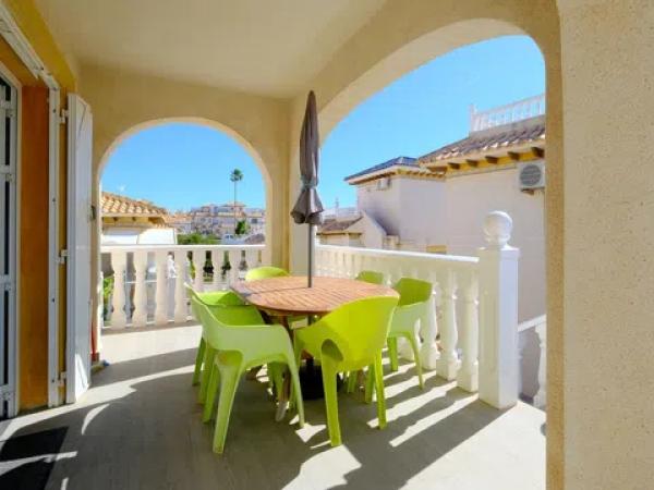 Chalet independiente en venta en Barrio La Zenia, Orihuela
thumbnail 2