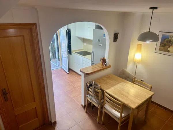Chalet adosado en calle 14 a, 1 thumbnail 2
