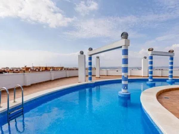 Sprzedaż mieszkania w Calle Caritas, Torrevieja
 photo 2
