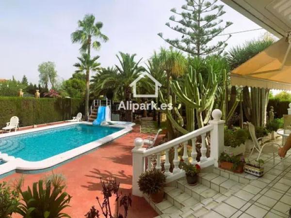 Casa independiente photo 1