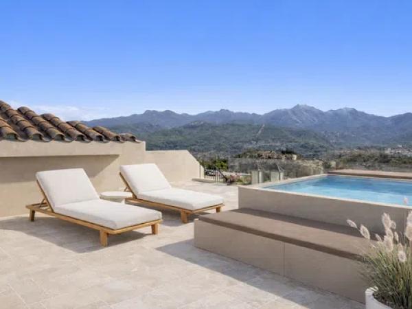 Chalet adosado thumbnail 1