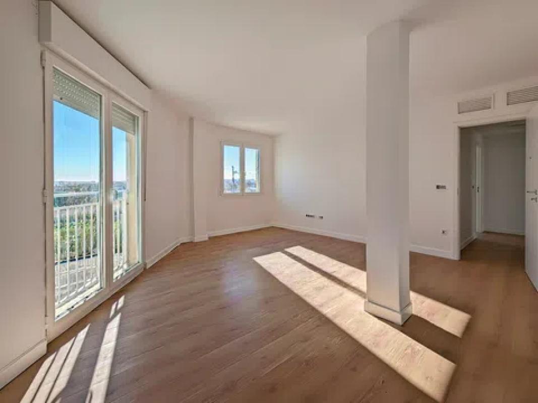 Venta de piso en Avenida Cortes de Aragón, 6, Pinseque
 photo 4