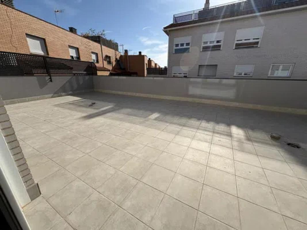 Venta de piso en Calle Mayor, 72, Puebla de Alfindén
photo 2