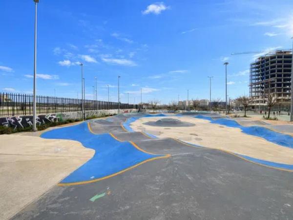 Продажа квартиры на Calle Palacio de los Condes de Gómara, 1, Сарагоса
 photo 4