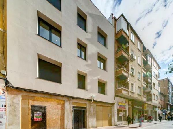 Продажа квартиры на Calle de las Delicias, 15, Сарагоса
thumbnail 2
