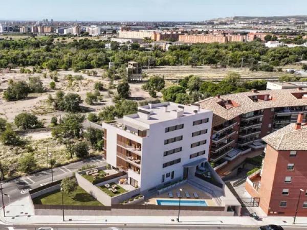 Продажа квартиры на Calle Andalán, 38, Сарагоса
thumbnail 2