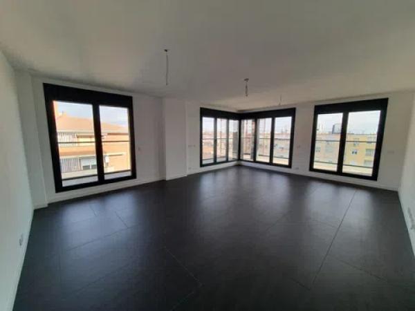 Sale of flat in Avenida Cesáreo Alierta, 100, Zaragoza
photo 1