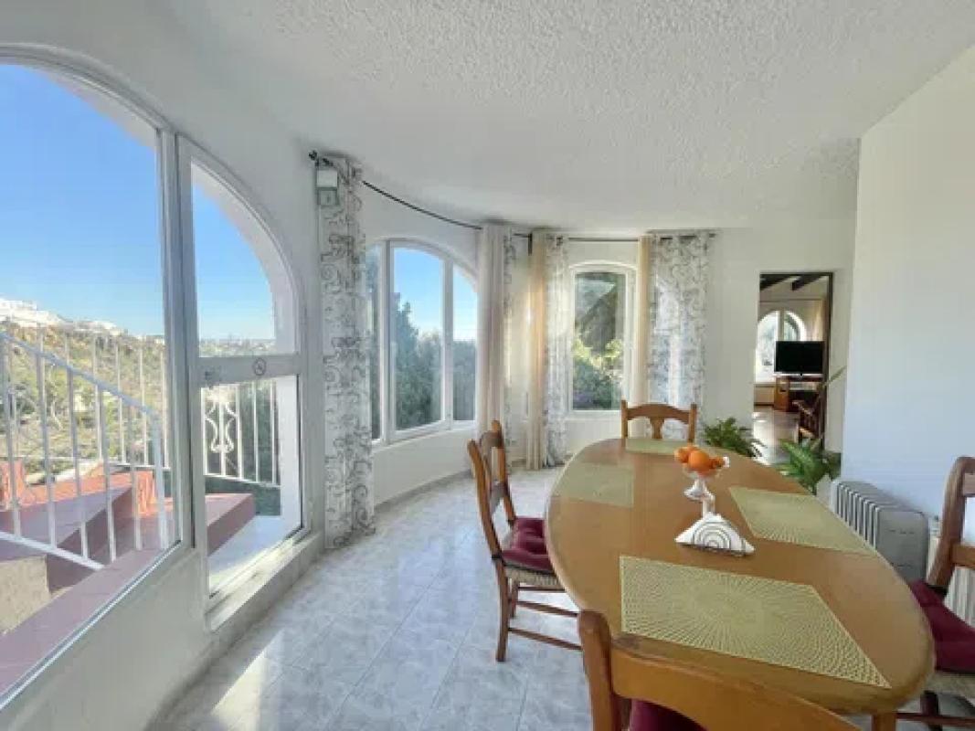 Продажа отдельного шале в  Partida Maryvilla, Кальпе photo 2