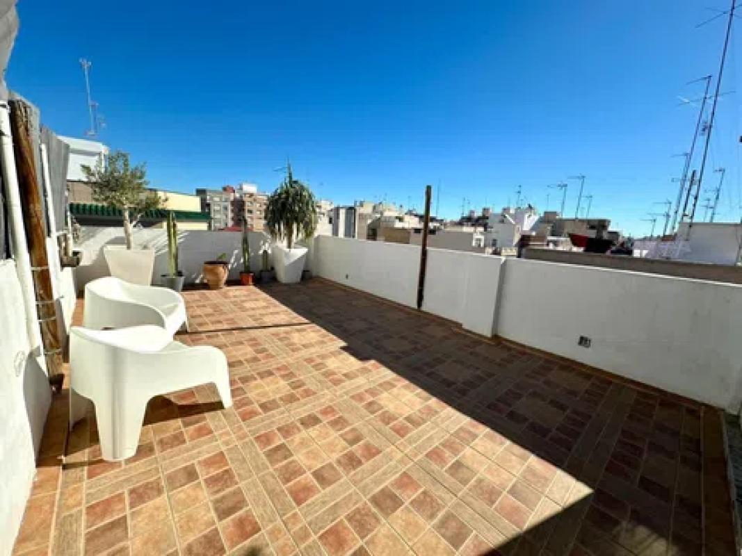 Venta de ático en Calle Benito Pérez Galdós, Elche / Elx photo 1