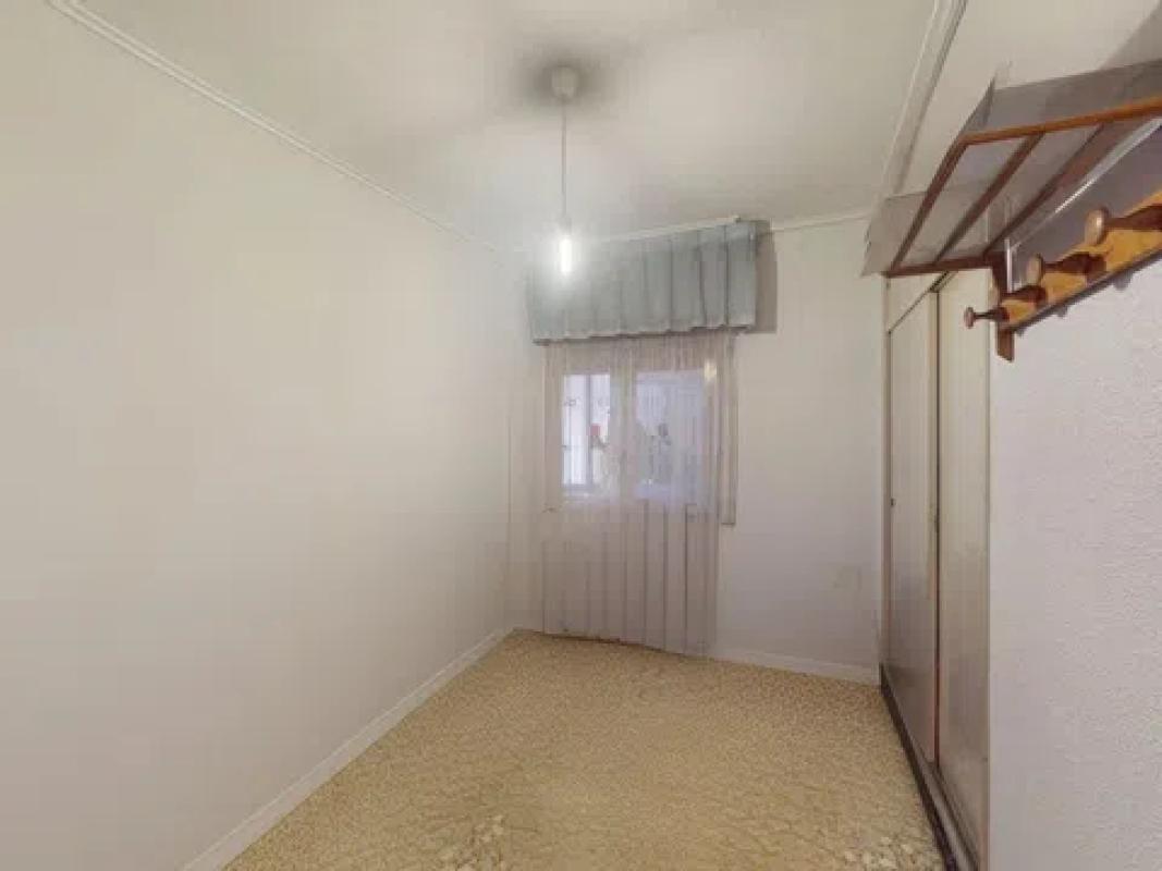 Venta de piso en Calle Velarde, Elche / Elx
photo 4