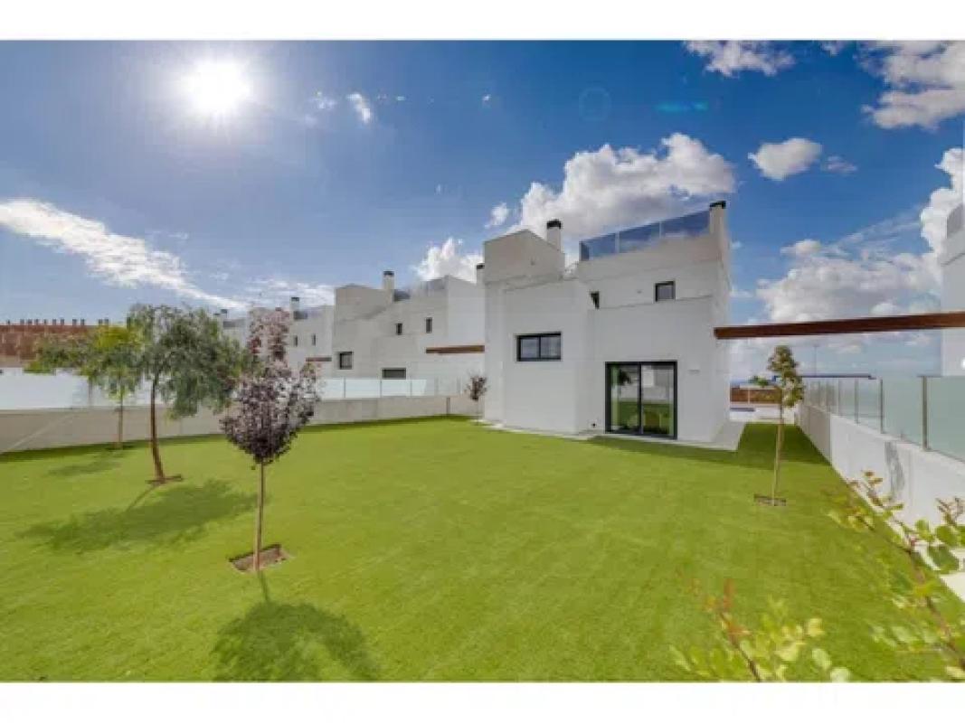 Venta de chalet independiente en Bonalba-Cotoveta, Mutxamel
photo 3