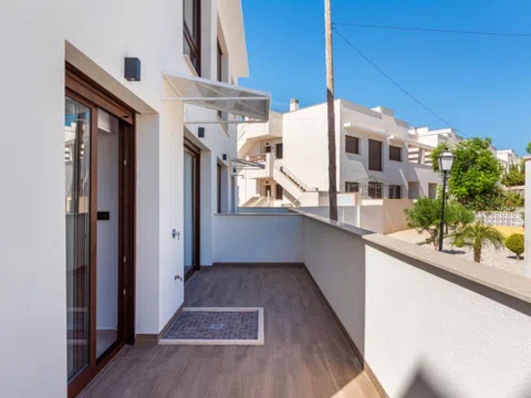 Продажа таунхауса в  Calle Zv 54, 5 R , Торревьеха photo 4
