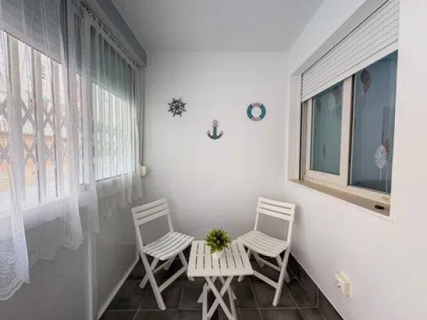 Sale of flat in Calle Urbano Arregui, Torrevieja
 photo 4