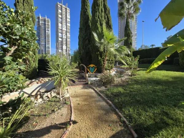 Sale of flat in Pueblo Poniente, Benidorm
thumbnail 2