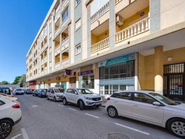 Venta de piso en Calle Bilbao, Torrevieja
 photo 3