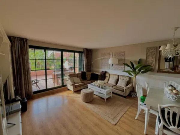 Chalet adosado photo 1