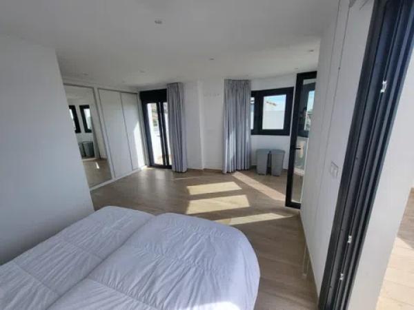 Chalet adosado photo 3