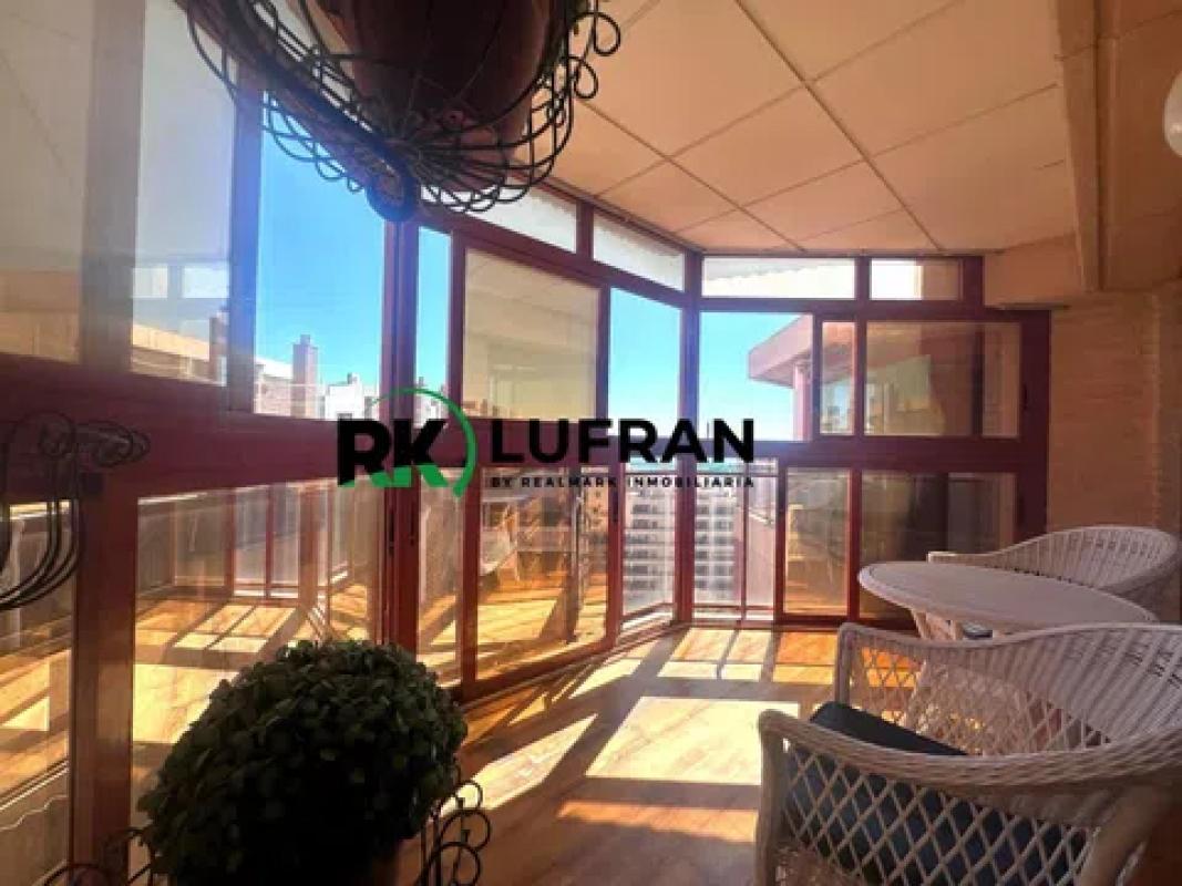 Venta de ático en  Barrio Ensanche-Diputación, Alicante / Alacant photo 3