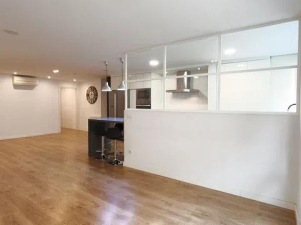 Продажа квартиры на Barri Eixample, Алкой
photo 1