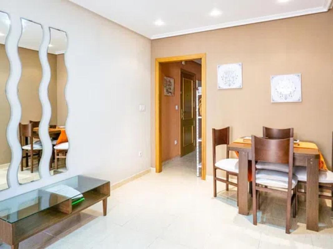 Продажа квартиры на Avenida Salamanca, Санта Пола
photo 2