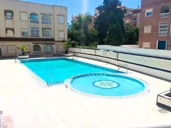 Sprzedaż mieszkania w Calle Goleta, 44, Torrevieja
photo 1