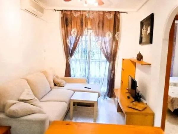 Sprzedaż mieszkania w Calle Goleta, 44, Torrevieja
thumbnail 1