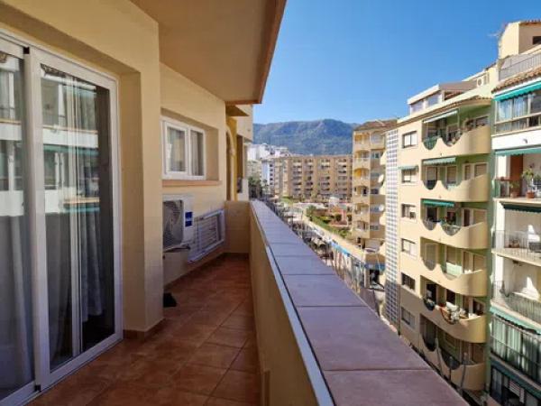 Продажа квартиры на Calle Pintor Sorolla, Кальпе
 photo 2