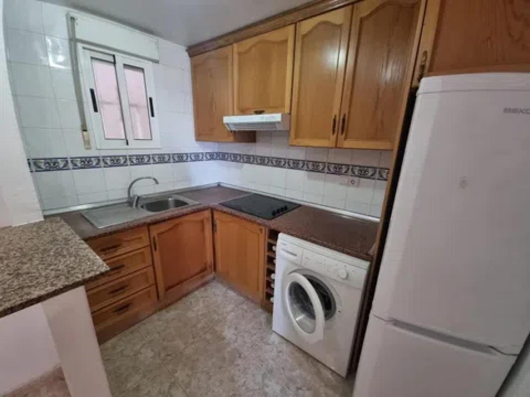 Venta de piso en Calle Joven Pura, Torrevieja
 photo 2