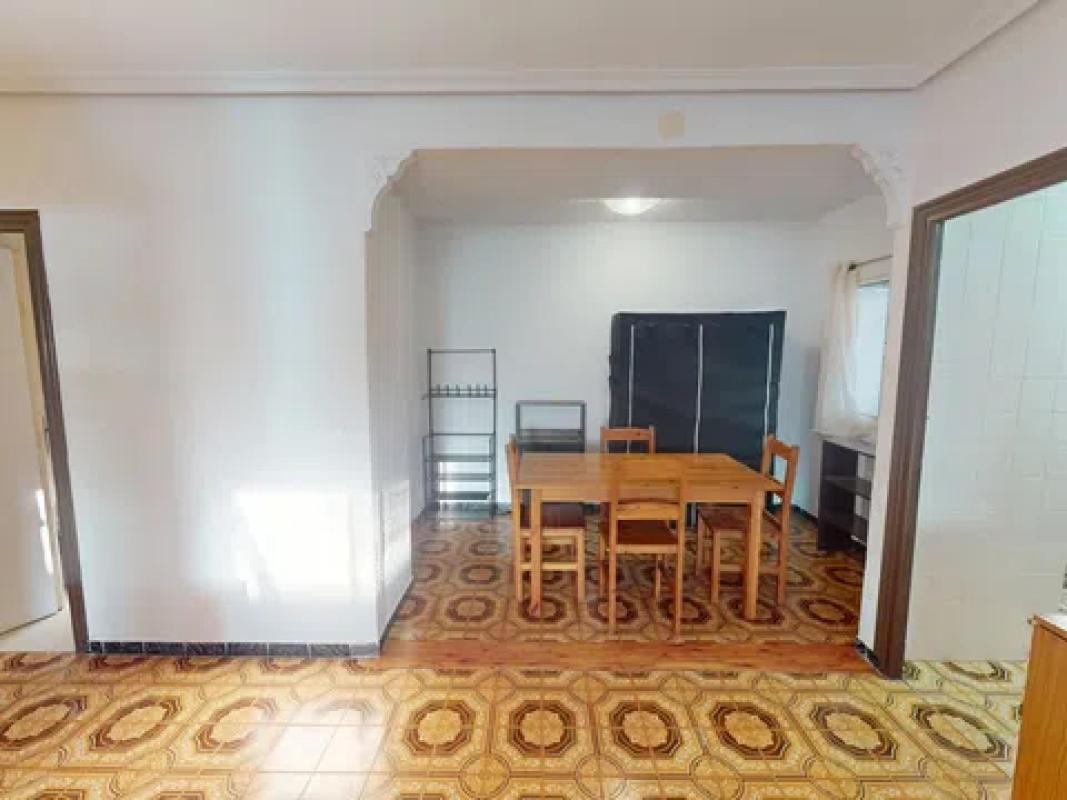 Sale of apartment in Calle Federico García Lorca, Elche / Elx
photo 4