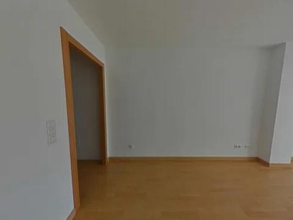 Venta de piso en Calle Eugenio Gross, Málaga
thumbnail 1