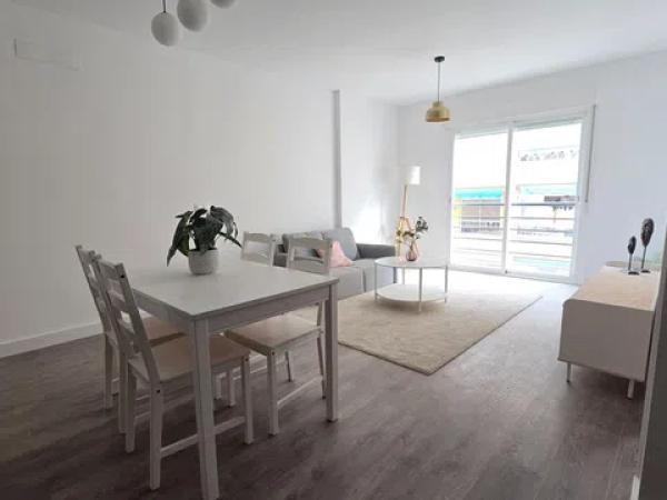 Studio for sale on Calle Diego de Vergara, Málaga photo 1