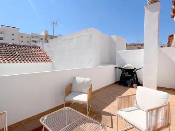 Ático en venta en  Barrio Victoria Eugenia, Málaga photo 1