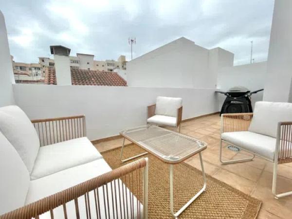 Duplex en venta en Barrio Victoria Eugenia, Málaga photo 4