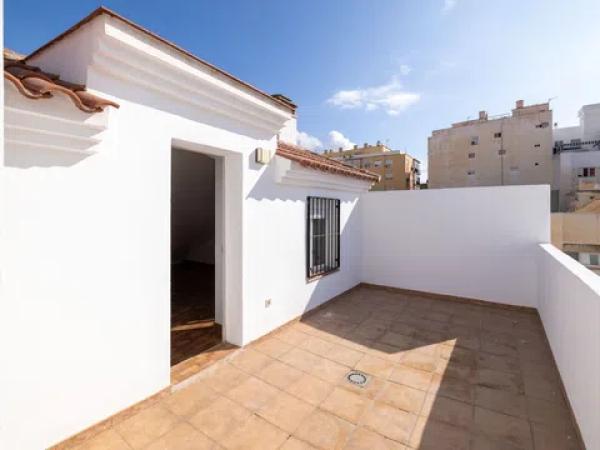 Duplex en venta en Calle Sebastián de Eslava, Málaga photo 1