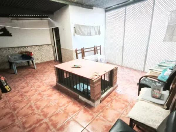 Chalet adosado en calle Pontazgo thumbnail 1