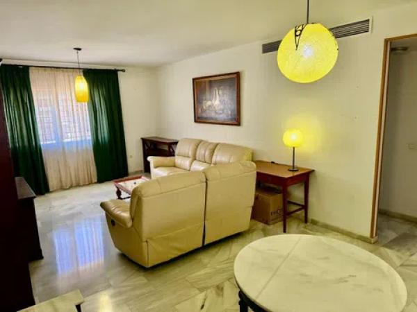 Venta de piso en Calle Crótalos, 1, Málaga
photo 1